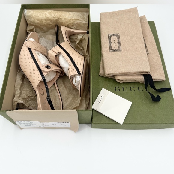Gucci New in Box GG Skin Rose Perforated Leather Heels - Picture 2 of 16